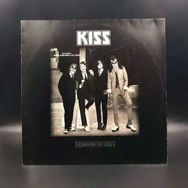 Kiss - Dressed To Kill