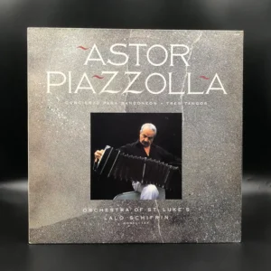 Astor Piazzolla - Concierto Para Bandoneón / Tres Tangos